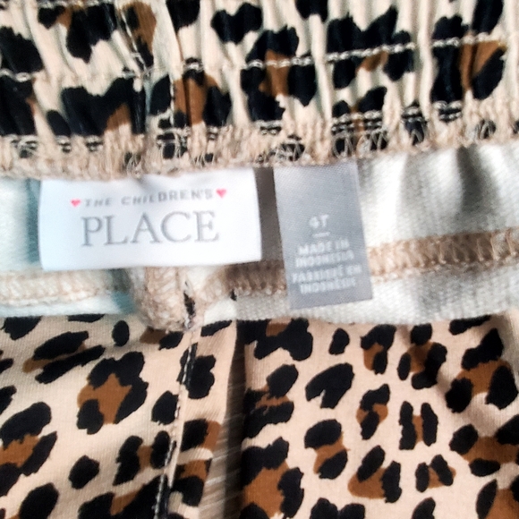 2 pr. Childrens Place girls leopard print jeggings in size 4T - Picture 7 of 7